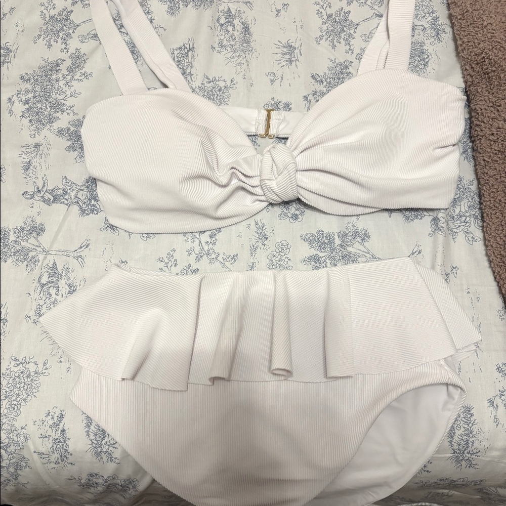Swim suit